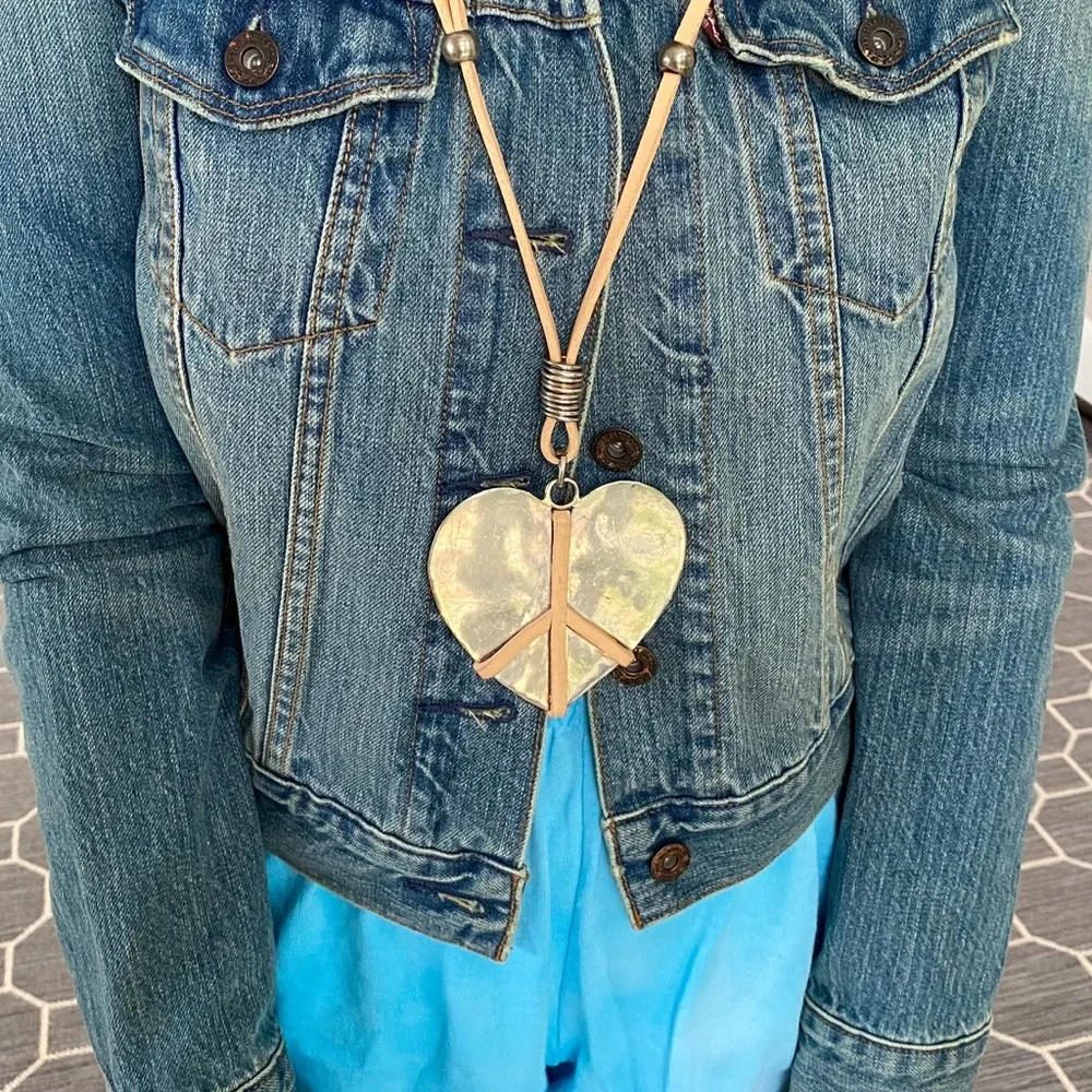 Hammered Heart Statement Necklace - Picture 1 of 9
